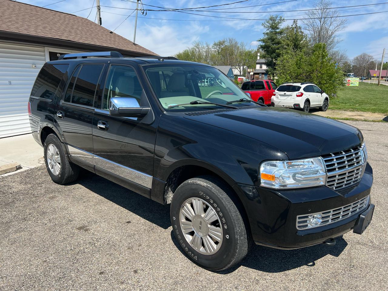 Lincoln Navigator 4WD 2012