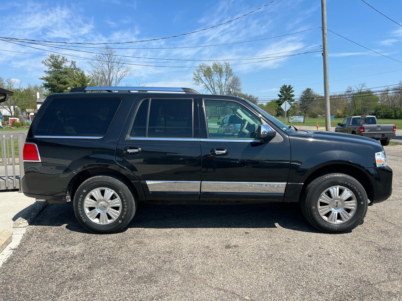 Lincoln Navigator 4WD 2012