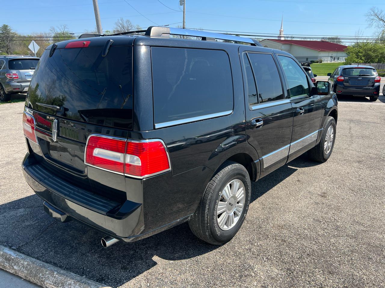 Lincoln Navigator 4WD 2012