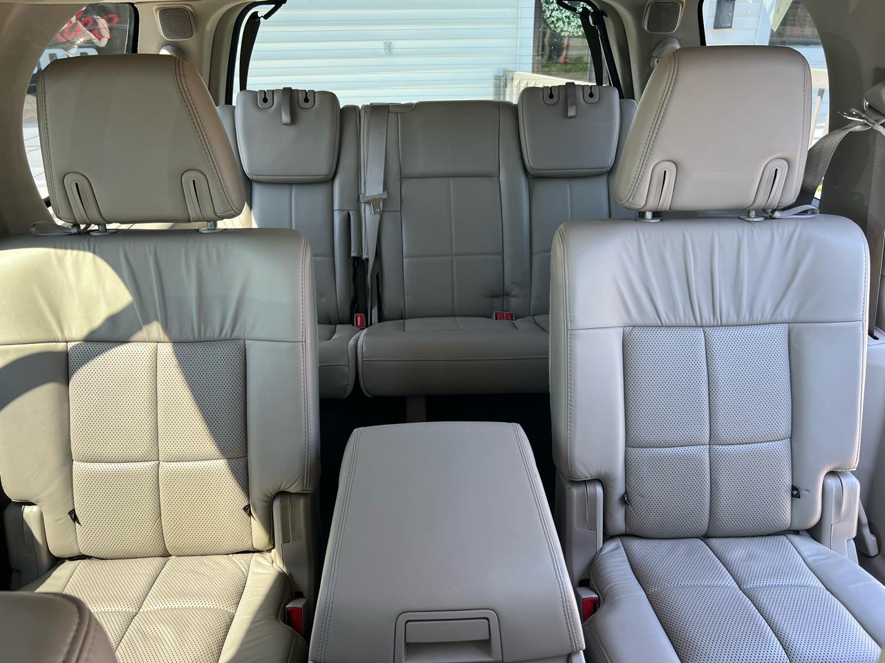 Lincoln Navigator 4WD 2012