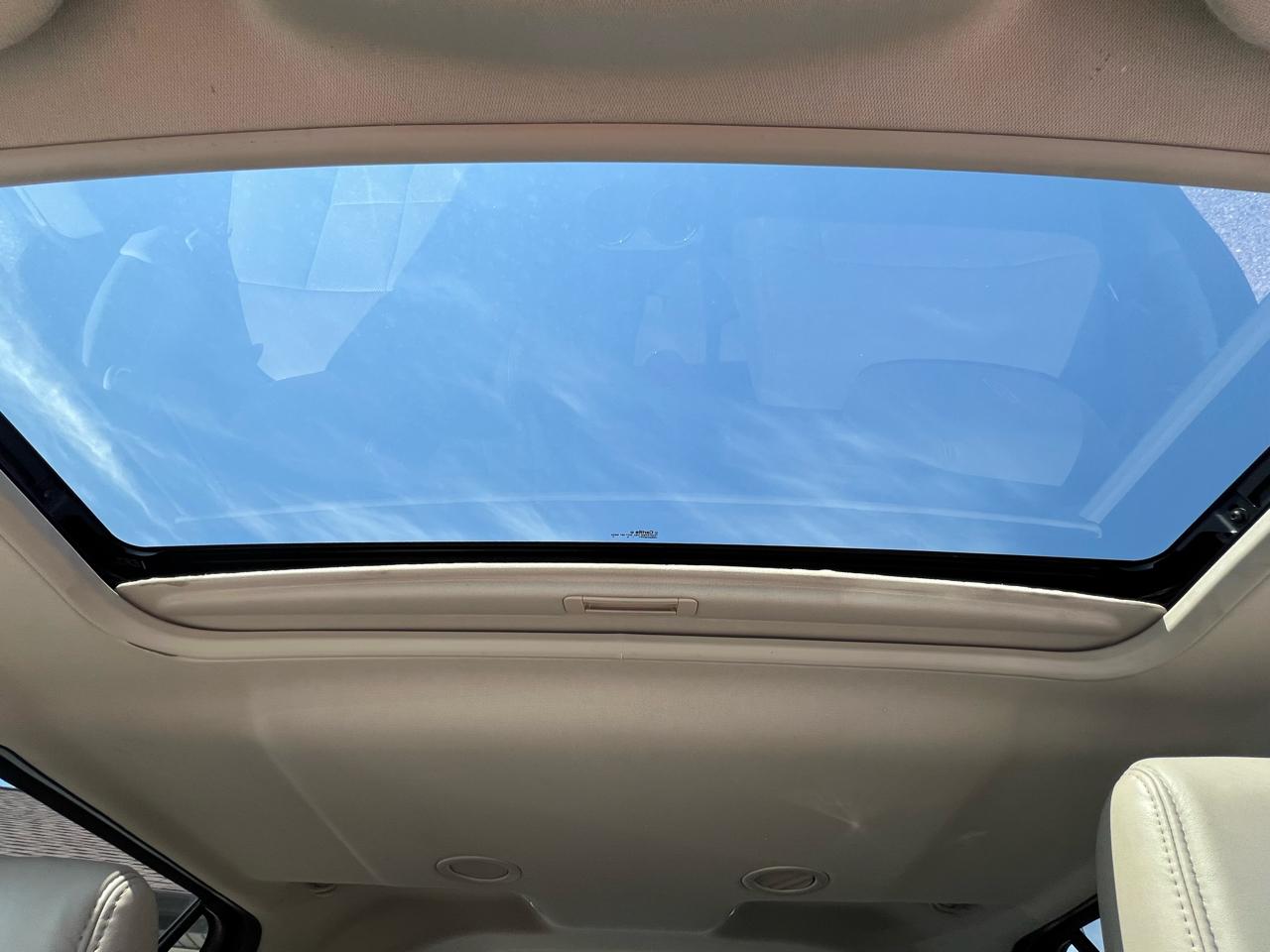 Lincoln Navigator 4WD 2012