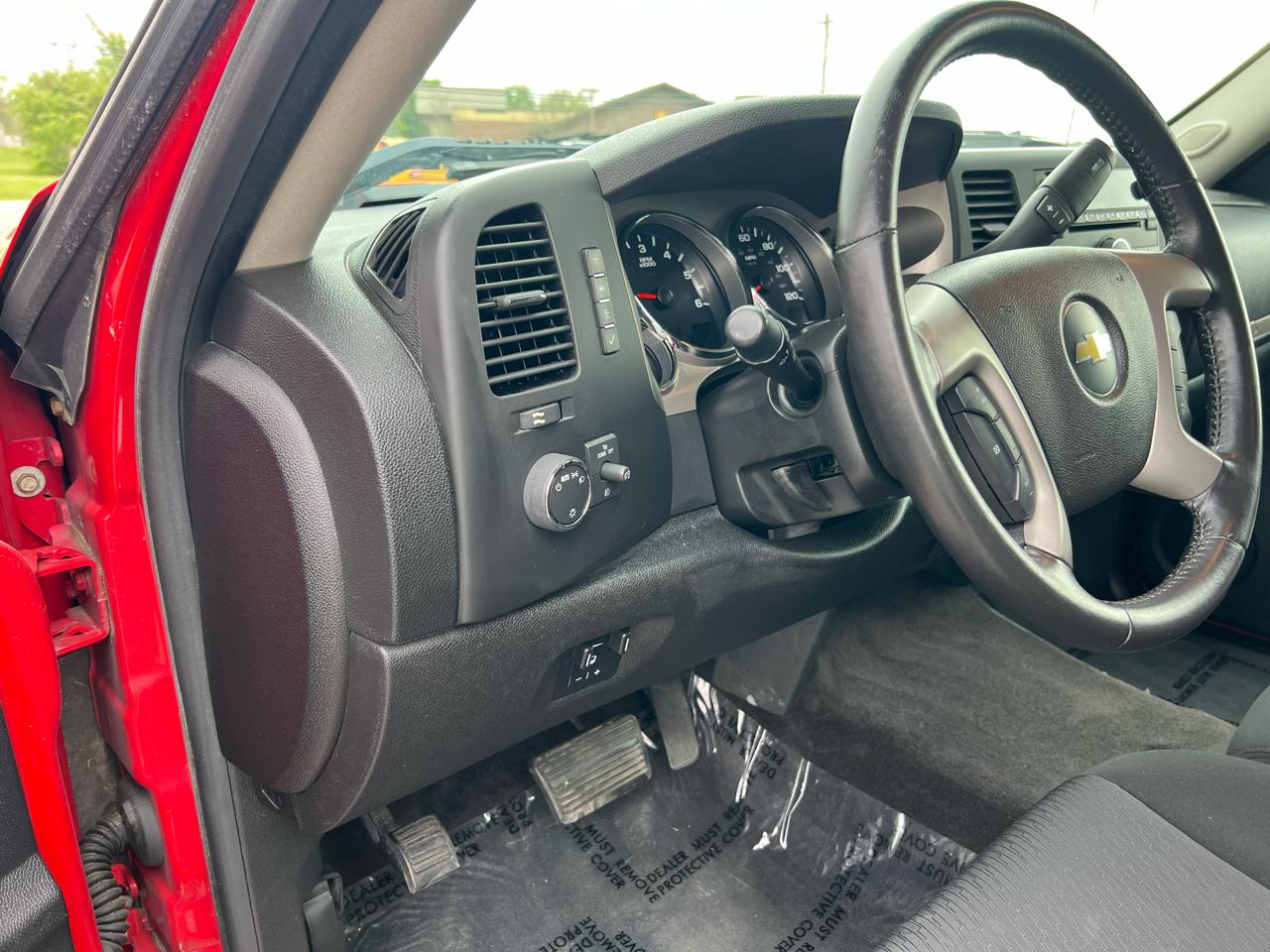 Chevrolet Silverado 1500 LT Ext. Cab Long Box 4WD 2013