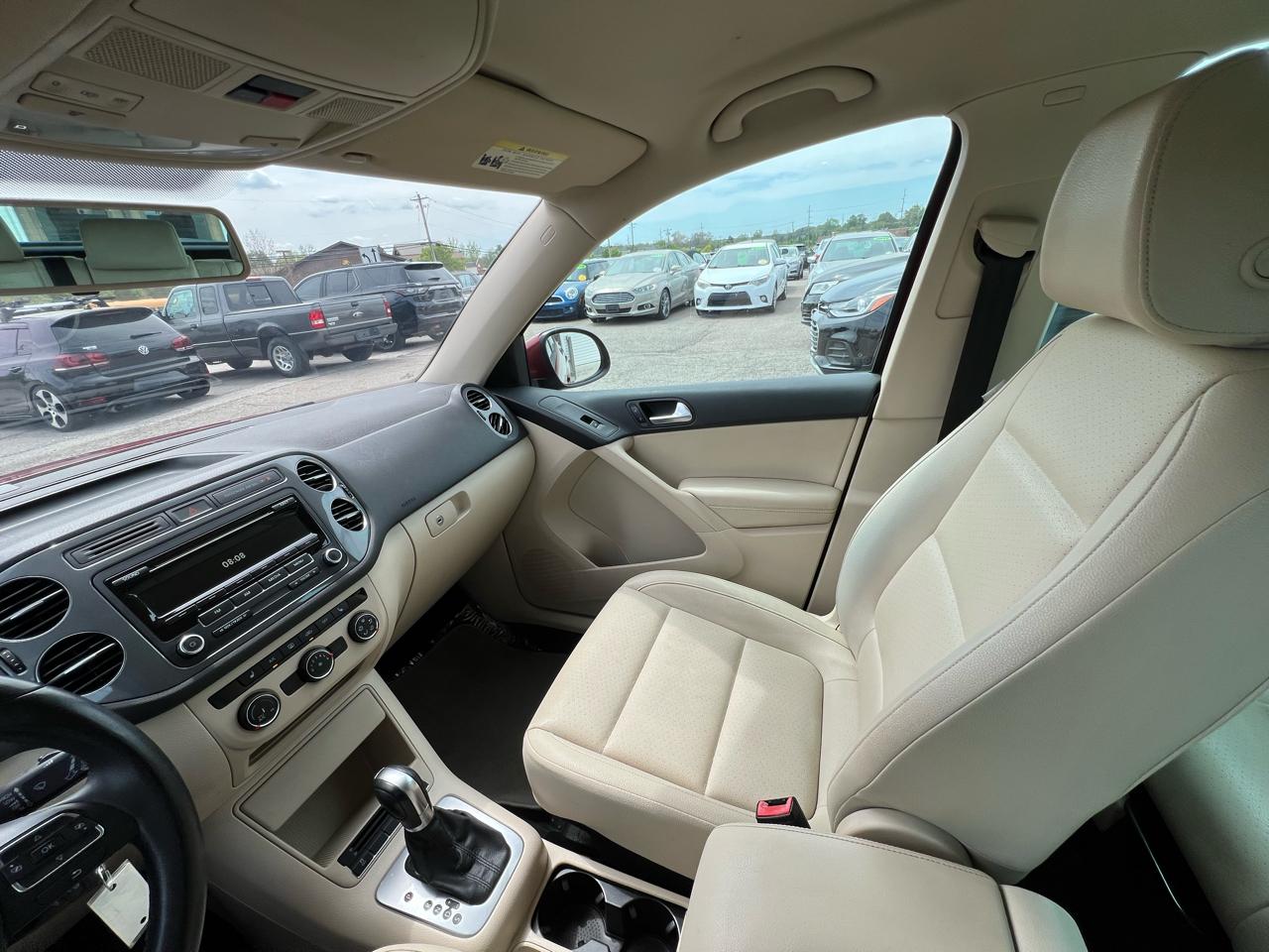 Volkswagen Tiguan S 2014