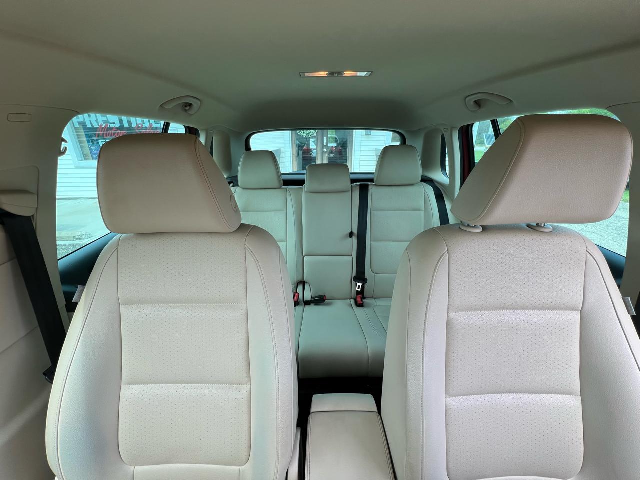 Volkswagen Tiguan S 2014