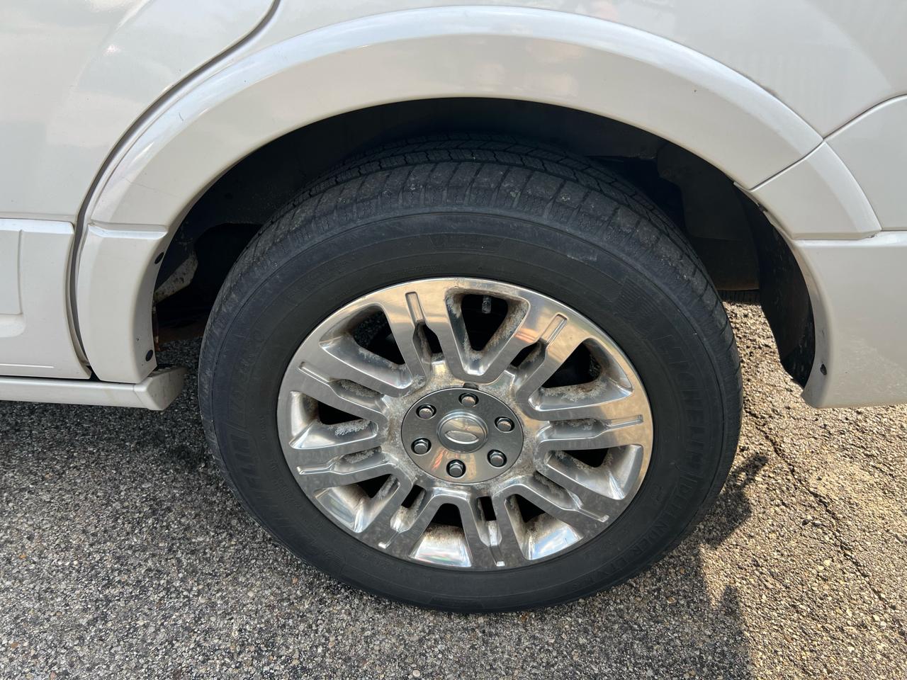 Ford Expedition Limited 4WD 2012