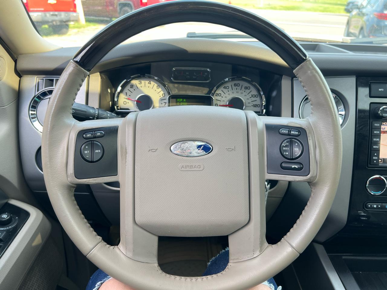 Ford Expedition Limited 4WD 2012