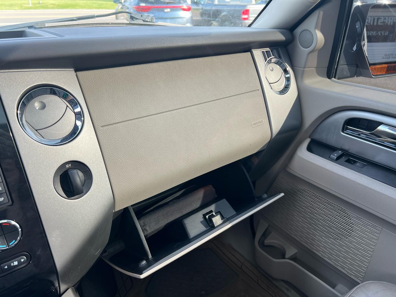 Ford Expedition Limited 4WD 2012