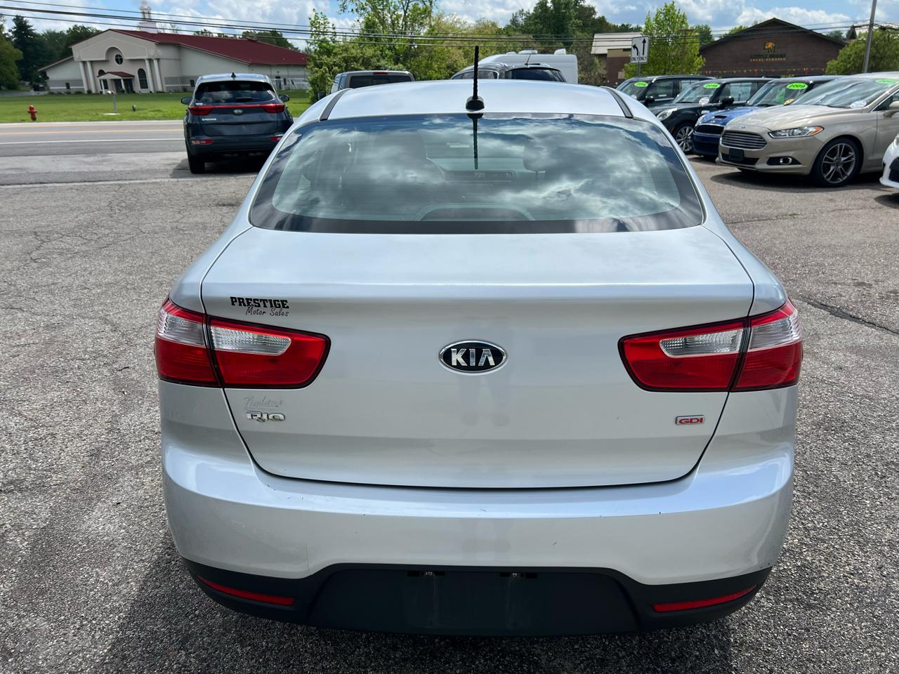 Kia Rio LX 2015