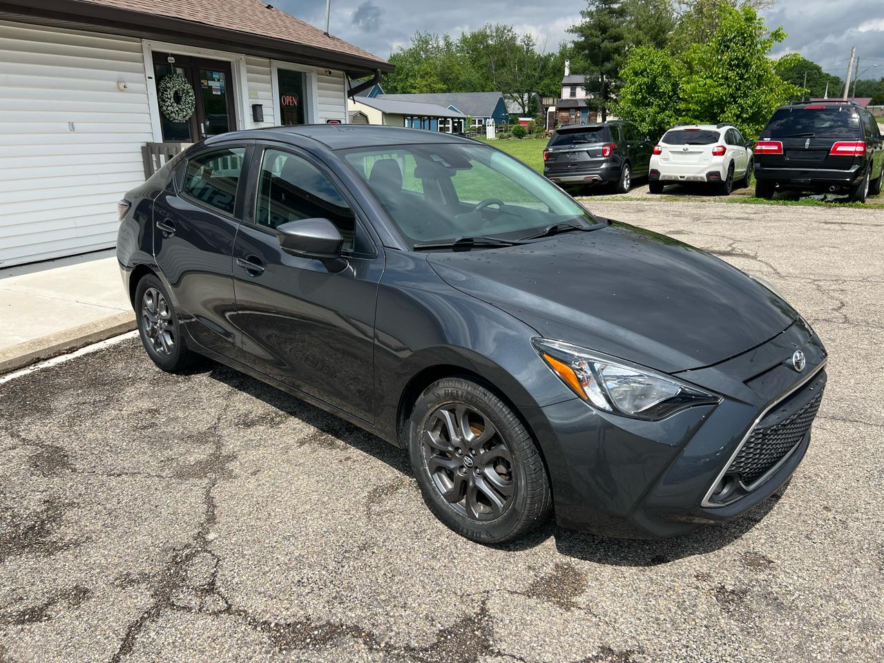 Toyota Yaris iA 6A 2019