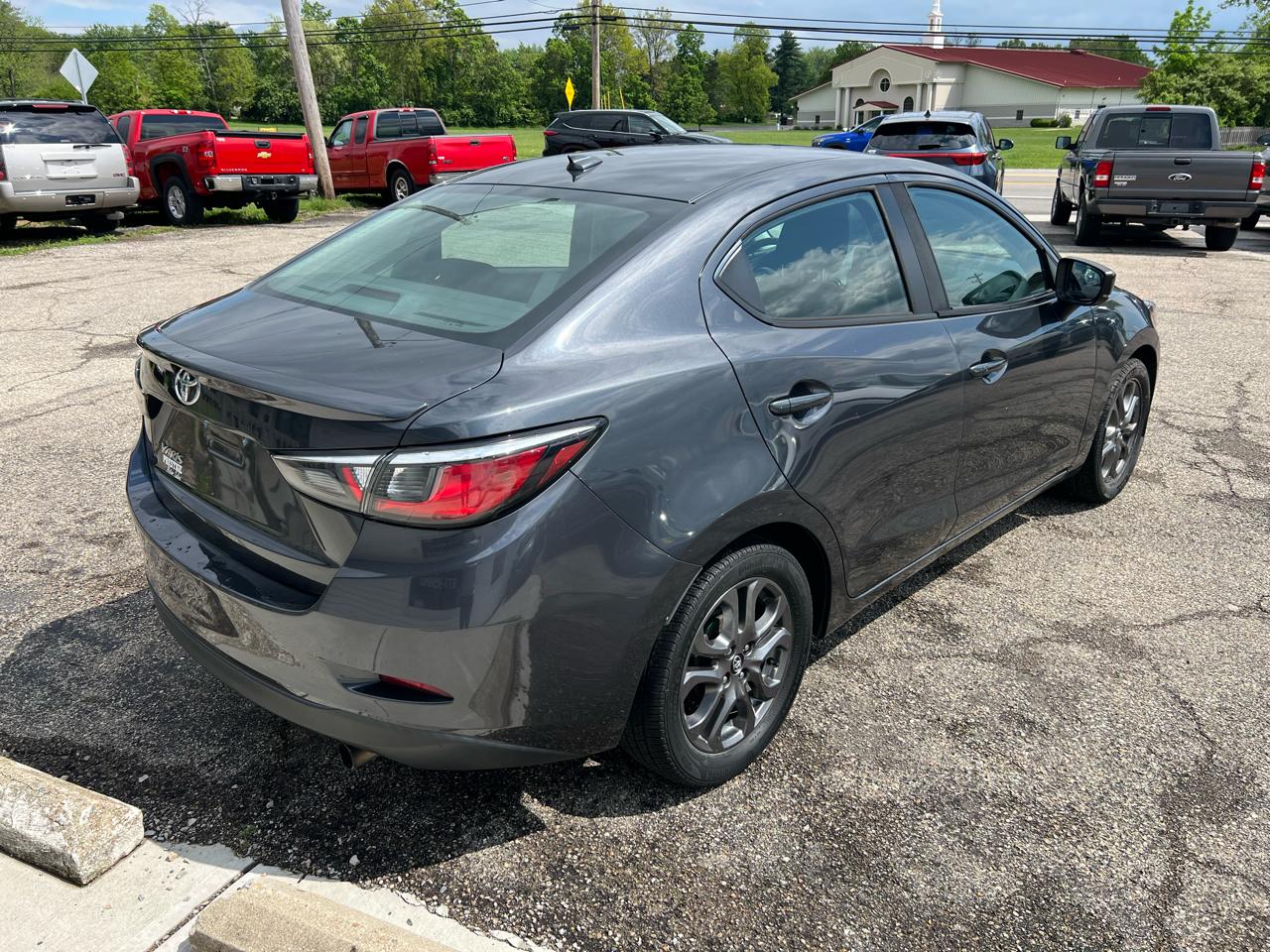 Toyota Yaris iA 6A 2019