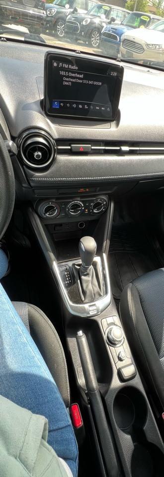 Toyota Yaris iA 6A 2019