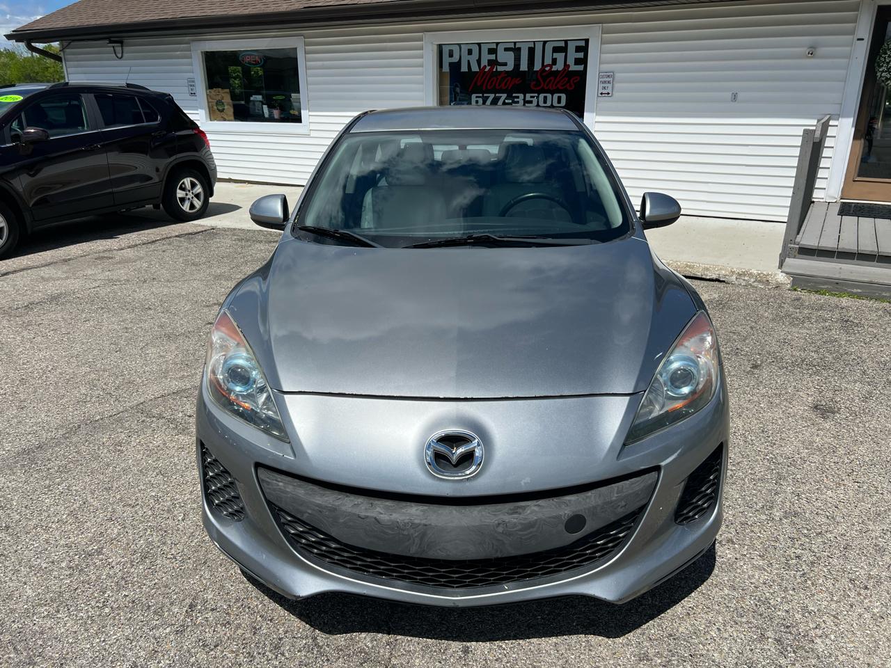 Mazda MAZDA3 i Touring AT 5-Door 2013