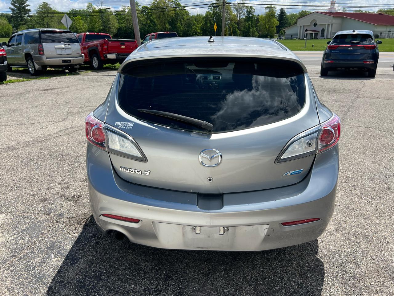 Mazda MAZDA3 i Touring AT 5-Door 2013