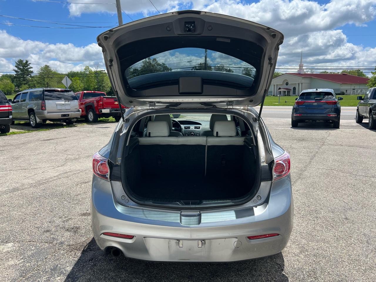 Mazda MAZDA3 i Touring AT 5-Door 2013