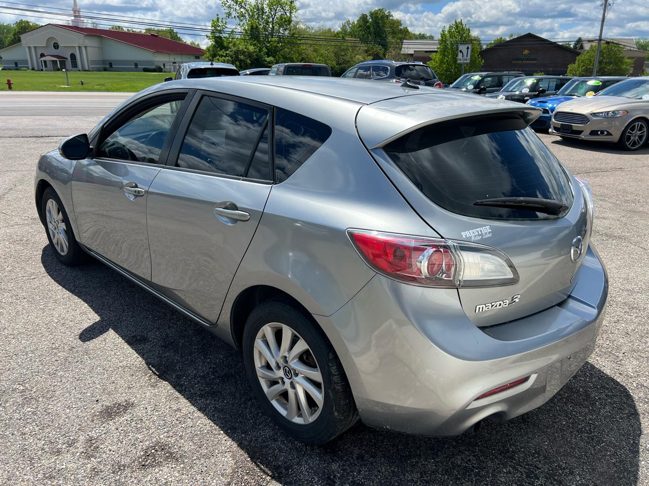 Mazda MAZDA3 i Touring AT 5-Door 2013