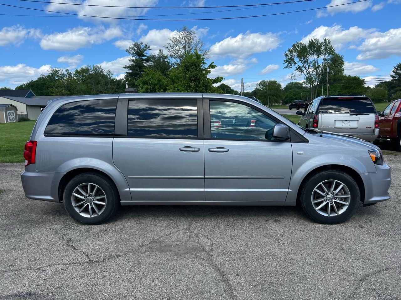 Dodge Grand Caravan SE 2014