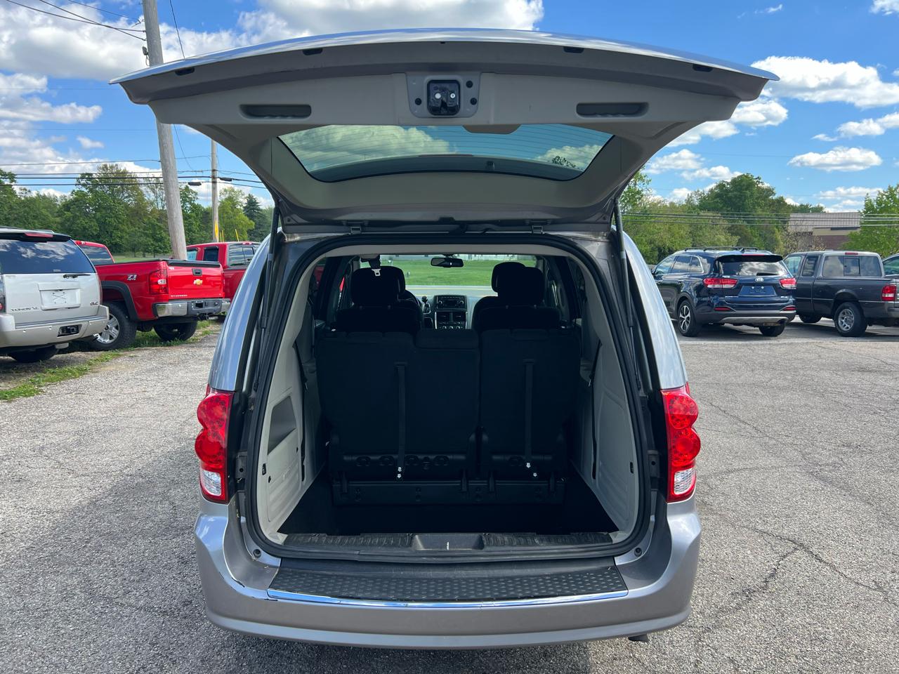 Dodge Grand Caravan SE 2014