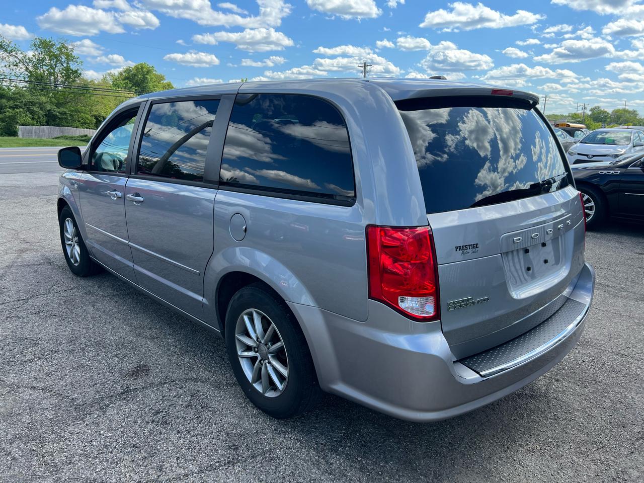 Dodge Grand Caravan SE 2014
