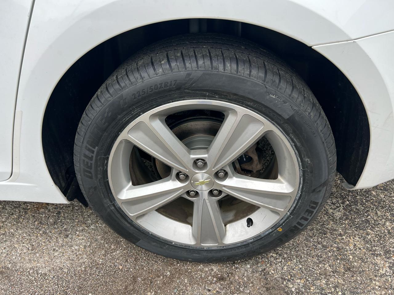 Chevrolet Cruze 2LT Auto 2015