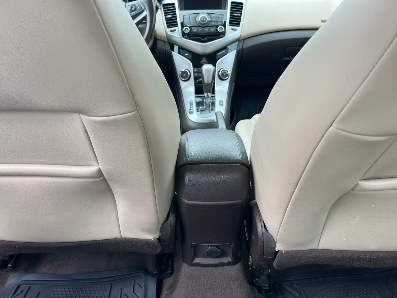 Chevrolet Cruze 2LT Auto 2015