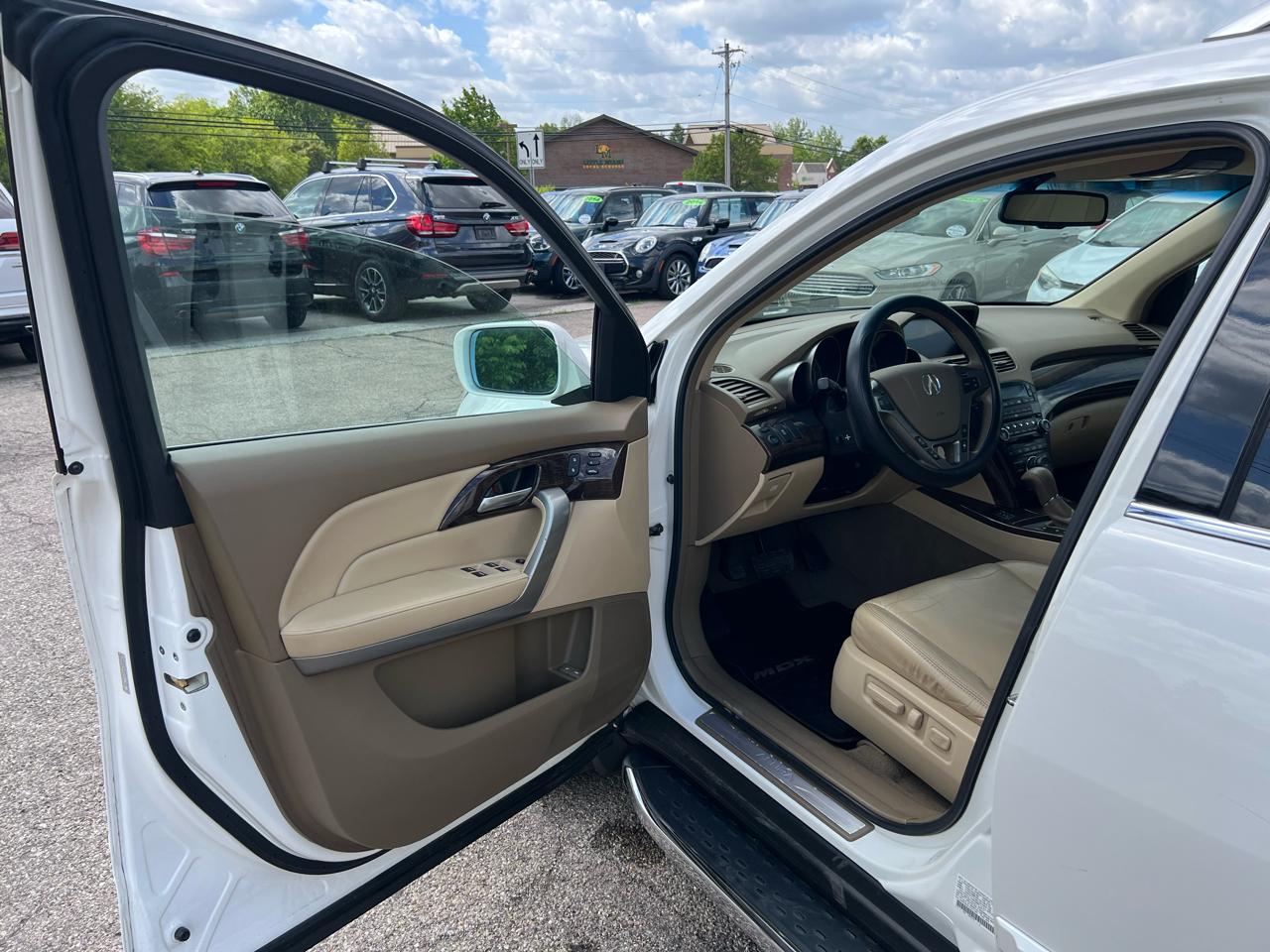 Acura MDX 6-Spd AT w/Tech and Entertainment Package 2012