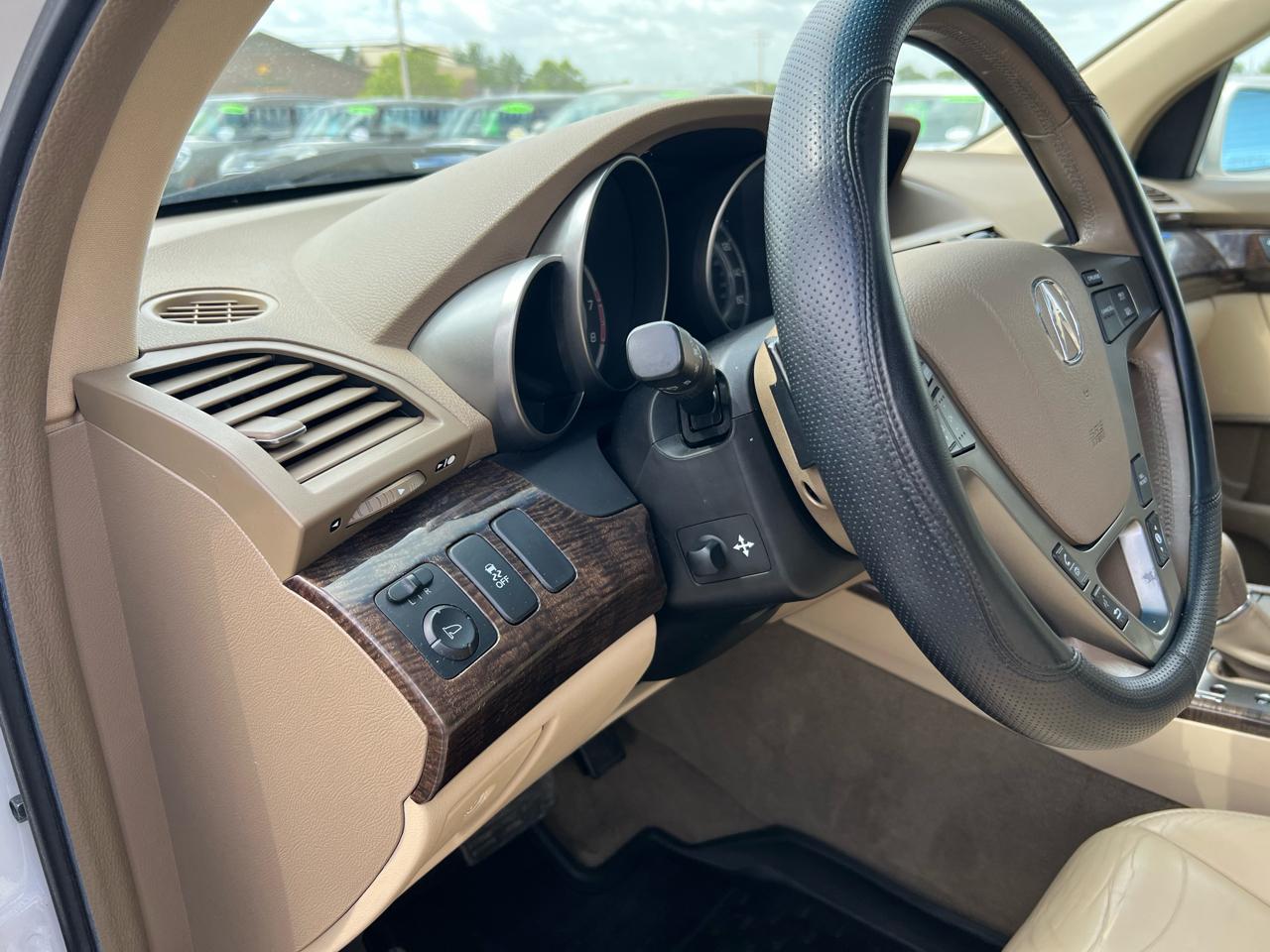 Acura MDX 6-Spd AT w/Tech and Entertainment Package 2012