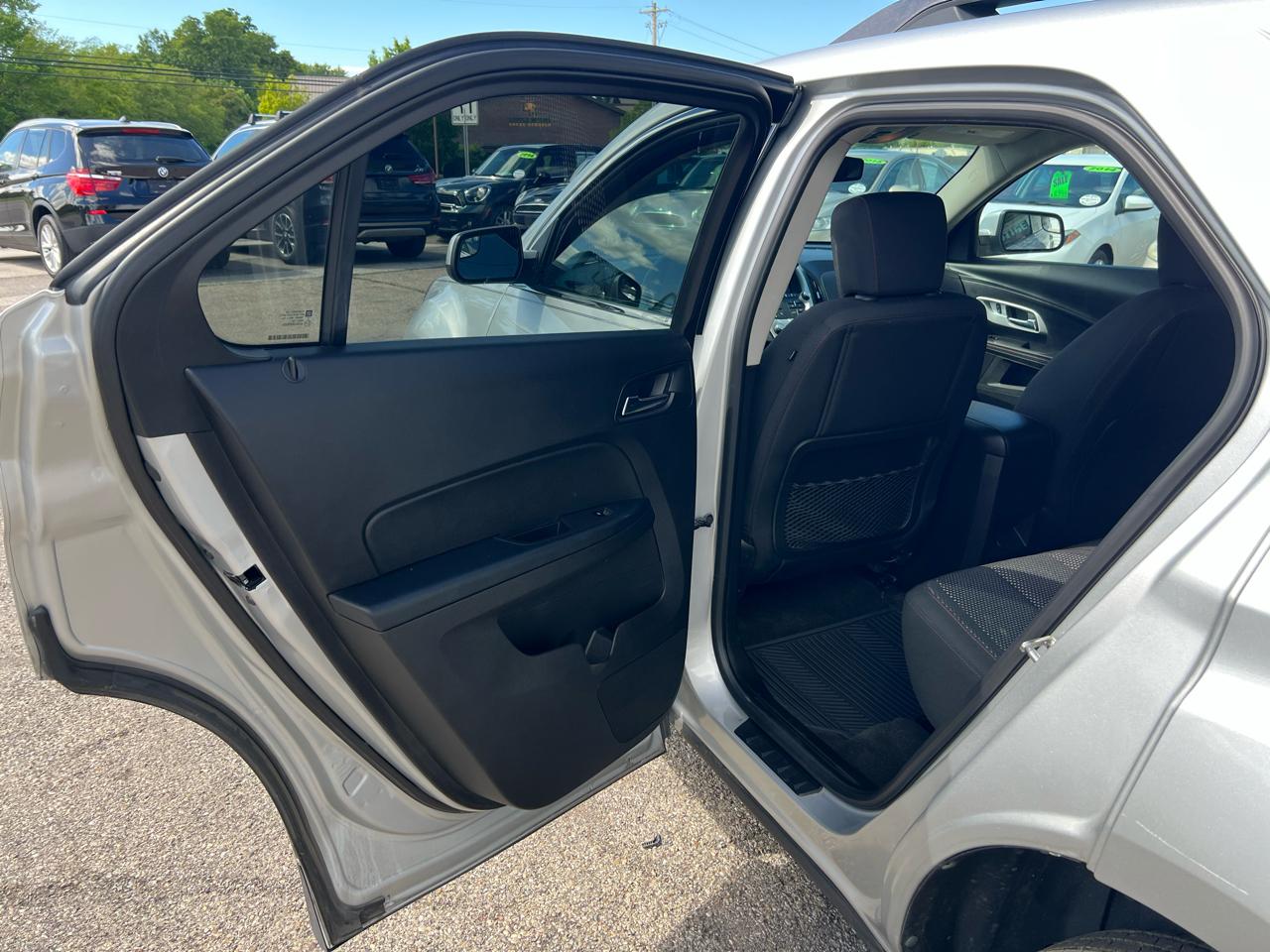 Chevrolet Equinox 1LT 2WD 2012