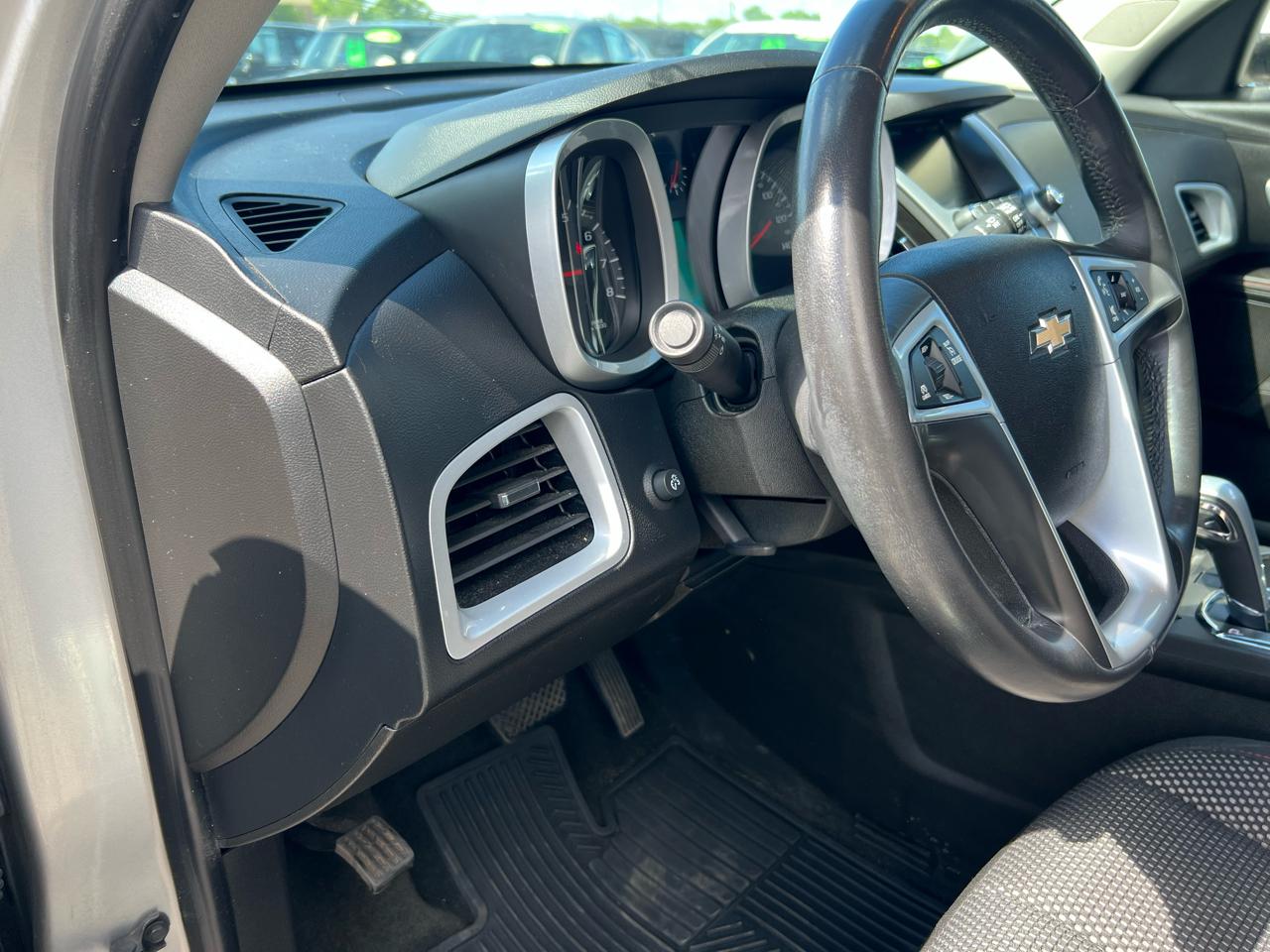 Chevrolet Equinox 1LT 2WD 2012
