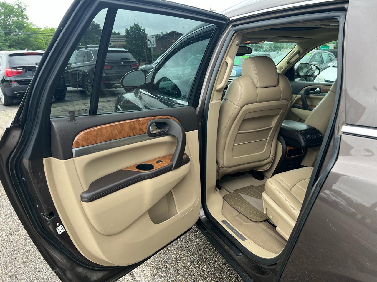 Buick Enclave CXL FWD 2008