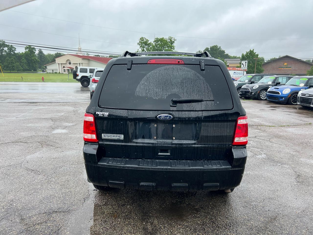 Ford Escape XLT FWD 2010