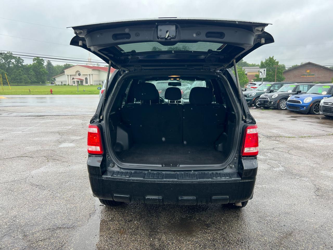 Ford Escape XLT FWD 2010