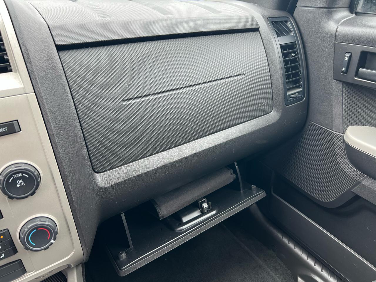 Ford Escape XLT FWD 2010