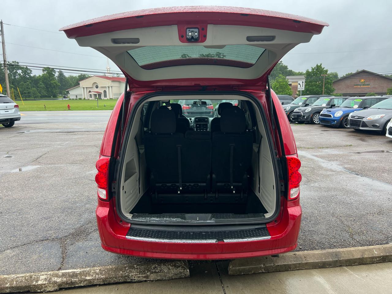 Dodge Grand Caravan SE 2013