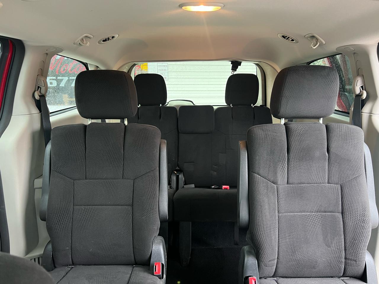 Dodge Grand Caravan SE 2013