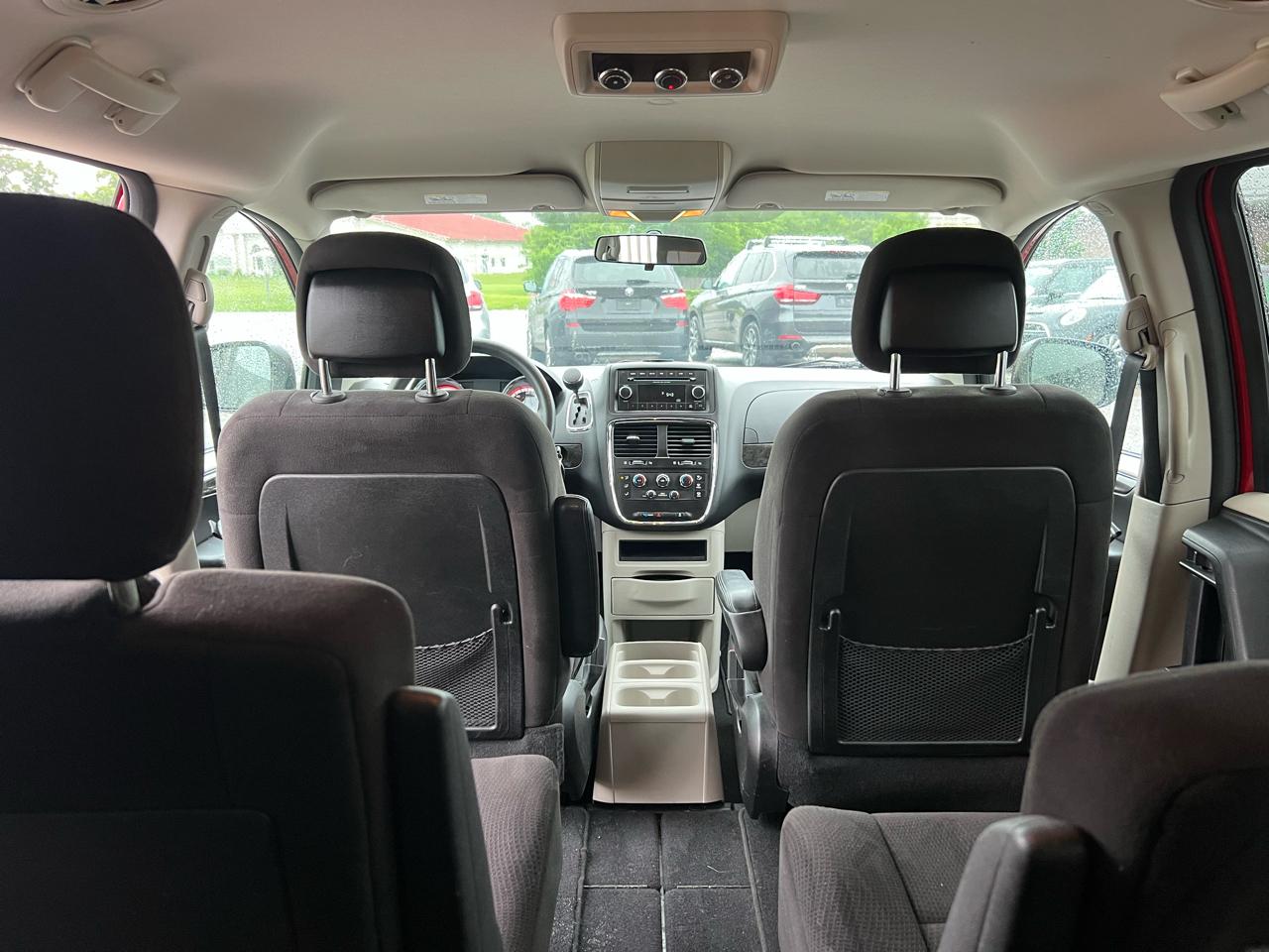 Dodge Grand Caravan SE 2013