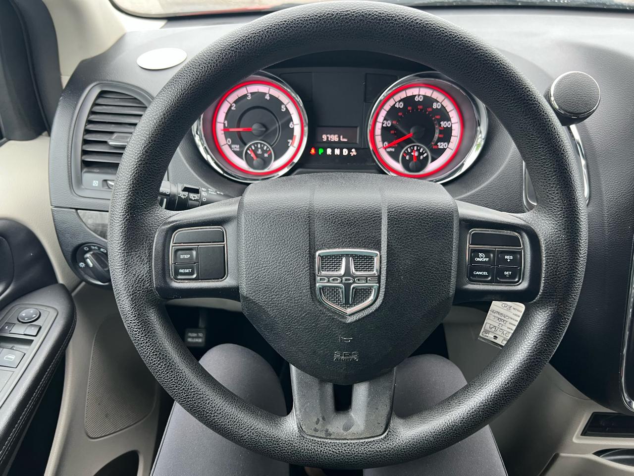 Dodge Grand Caravan SE 2013