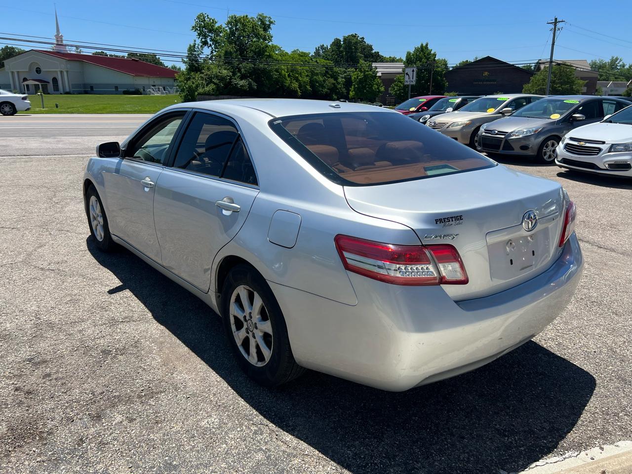 Toyota Camry SE 6-Spd MT 2010