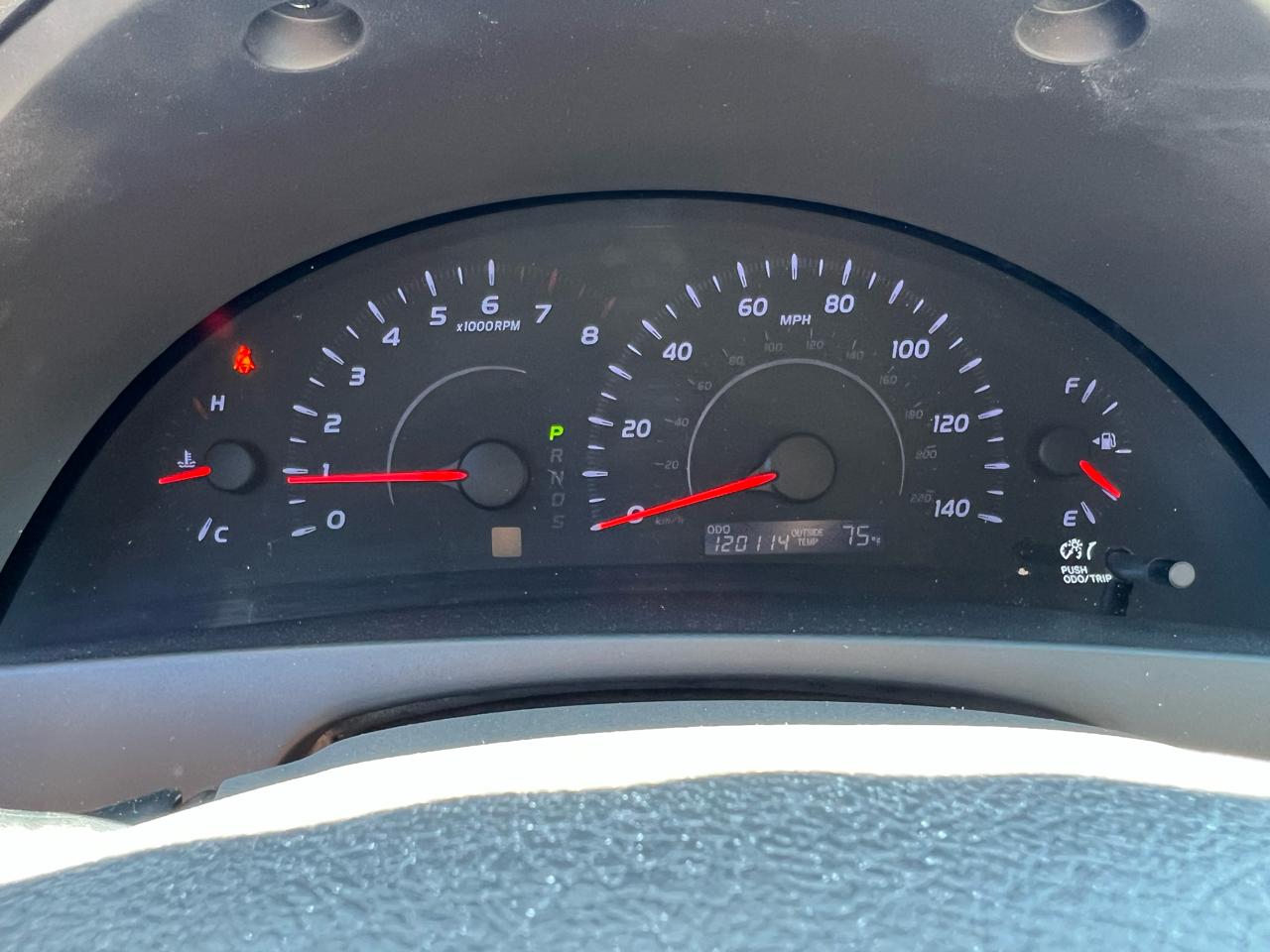 Toyota Camry SE 6-Spd MT 2010