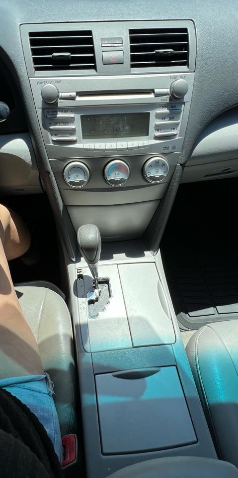 Toyota Camry SE 6-Spd MT 2010