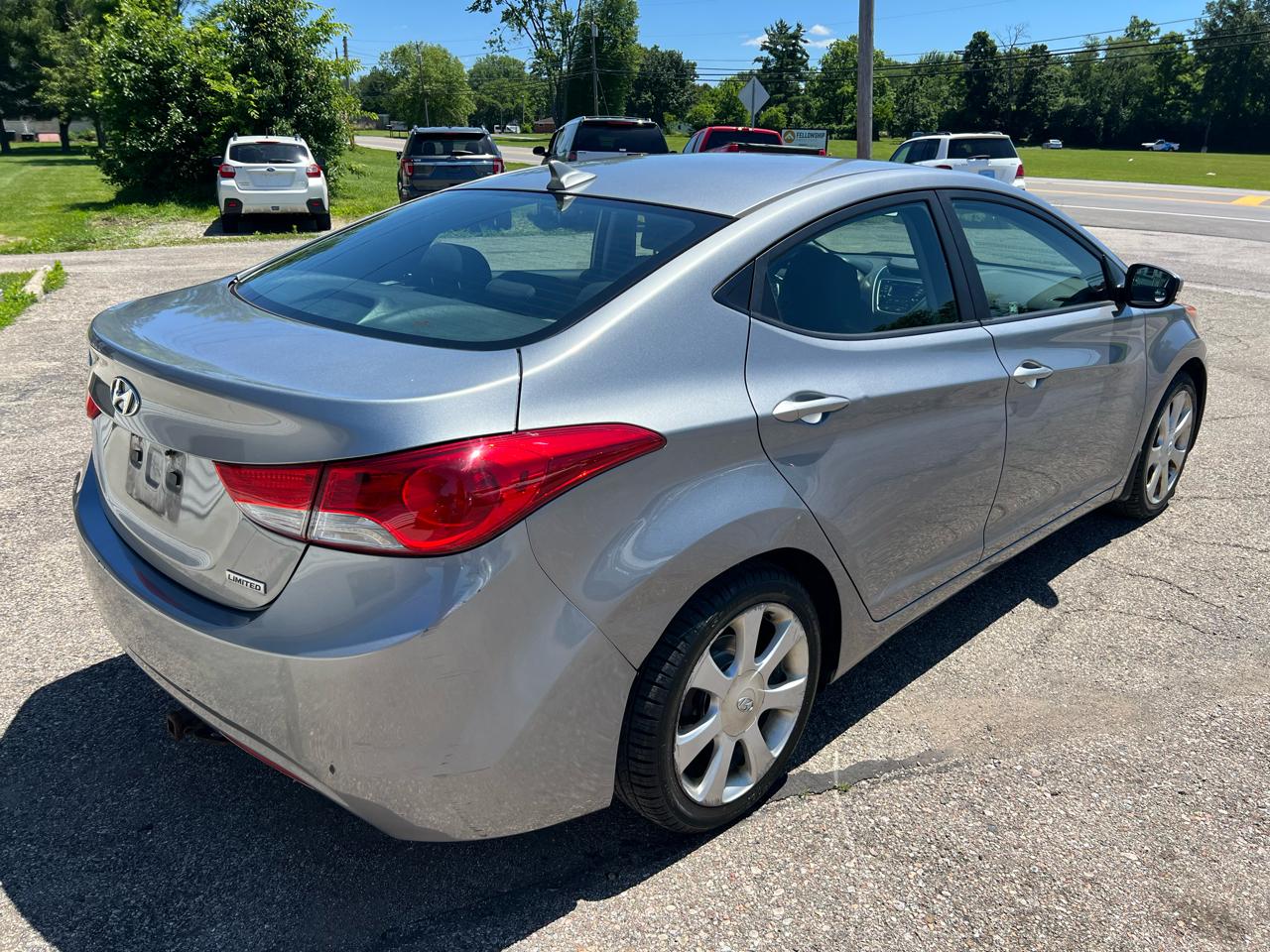 Hyundai Elantra Limited 2013