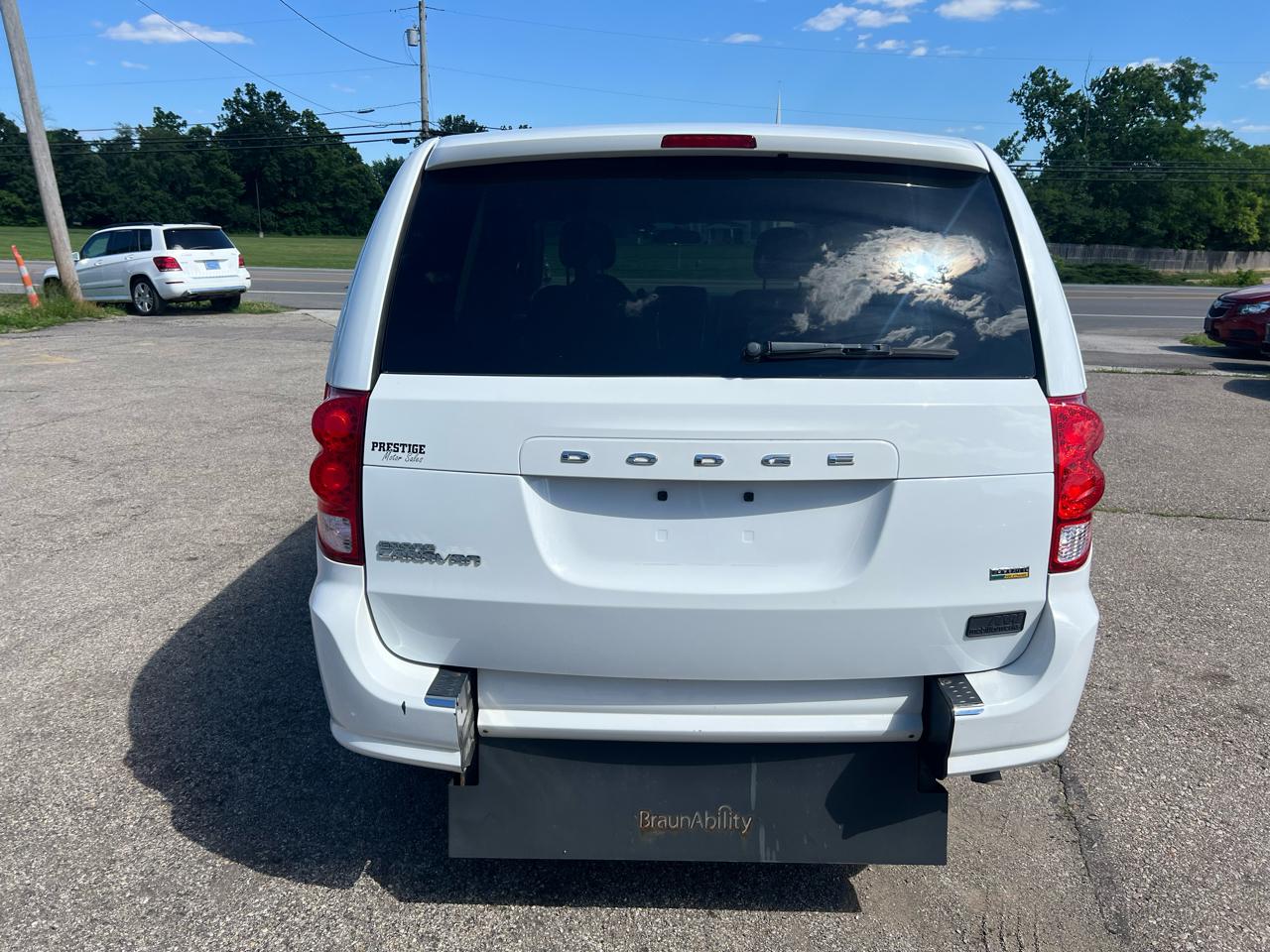 Dodge Grand Caravan SE 2016