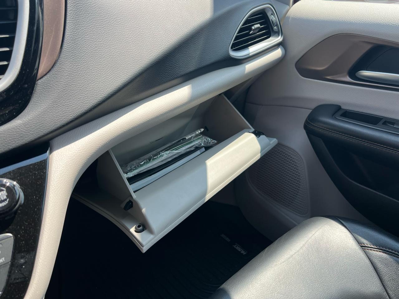 Chrysler Pacifica Touring-L 2017
