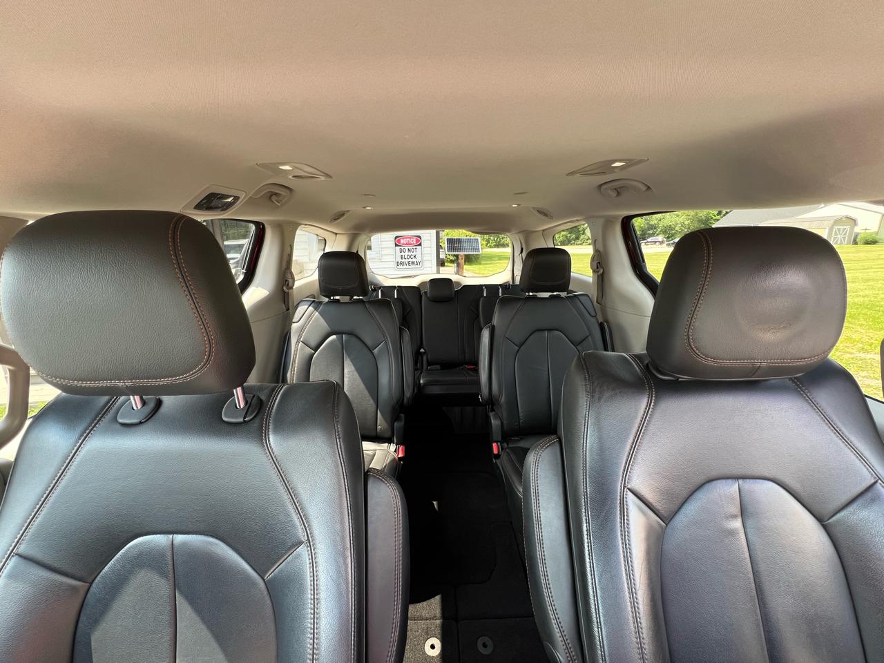 Chrysler Pacifica Touring-L 2017
