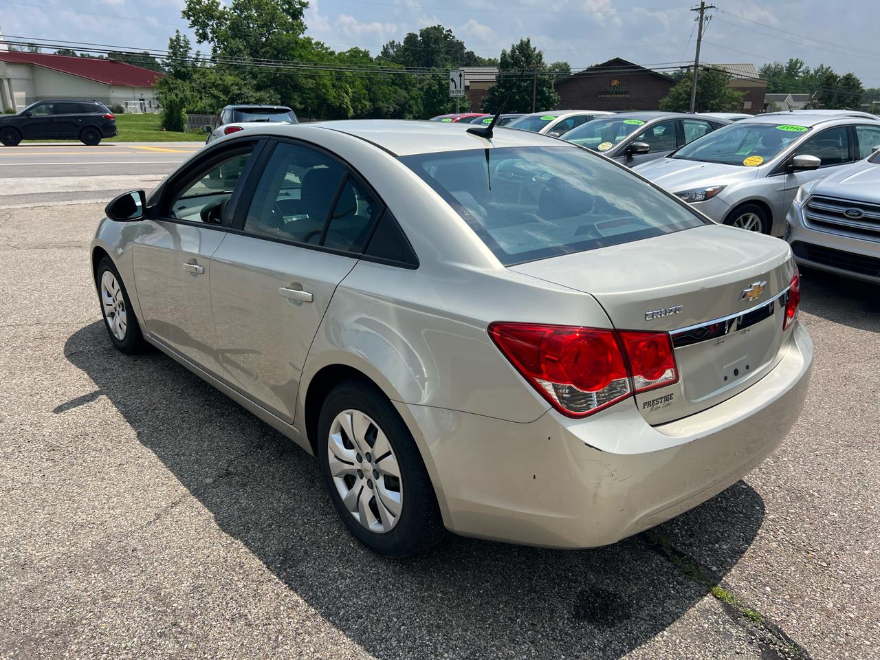 Chevrolet Cruze LS Auto 2013