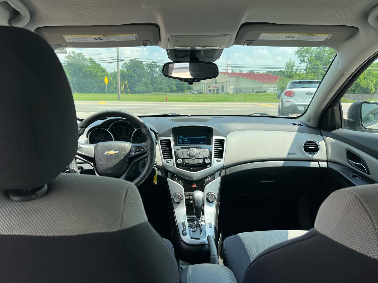 Chevrolet Cruze LS Auto 2013