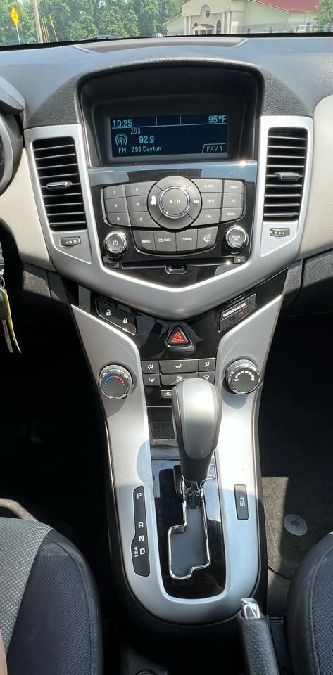 Chevrolet Cruze LS Auto 2013