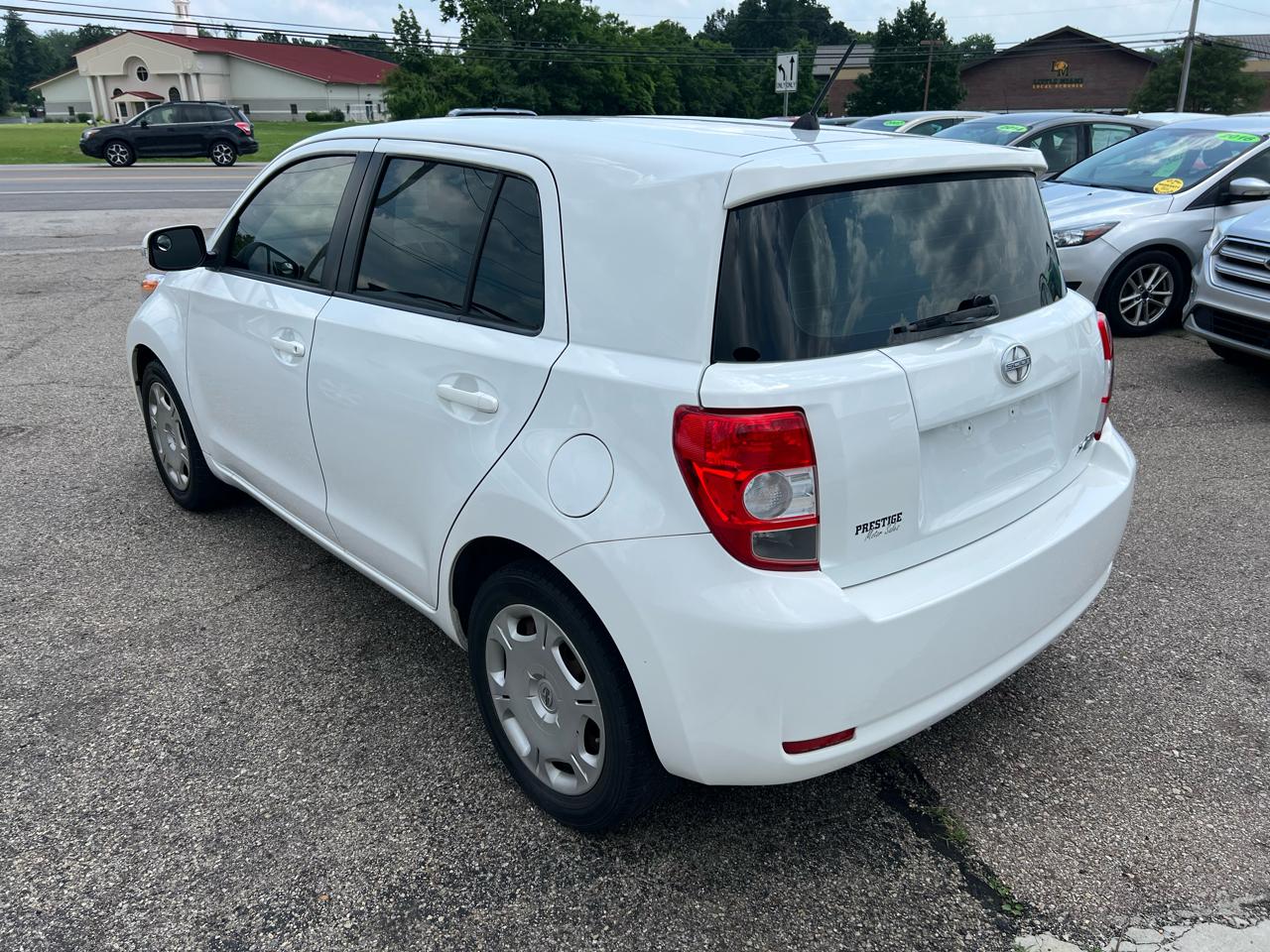 Scion xD 5-Door Wagon 2008