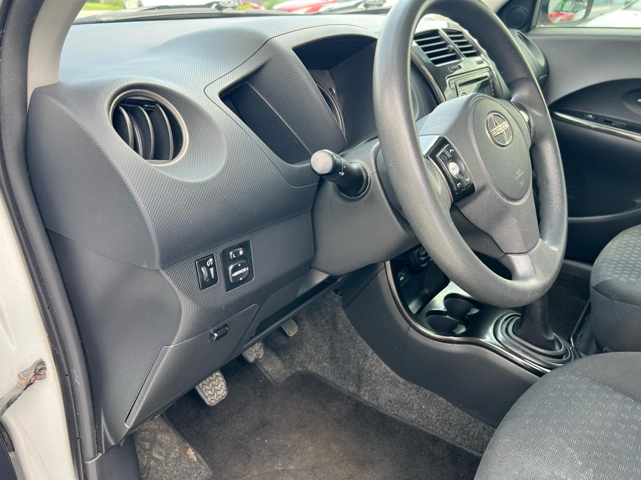 Scion xD 5-Door Wagon 2008