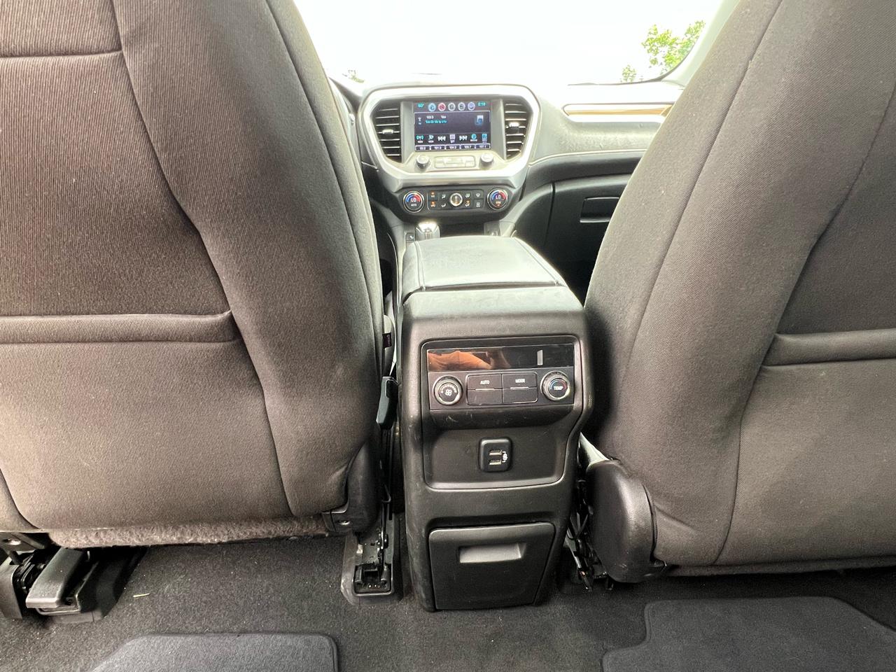 GMC Acadia SLE-2 FWD 2017
