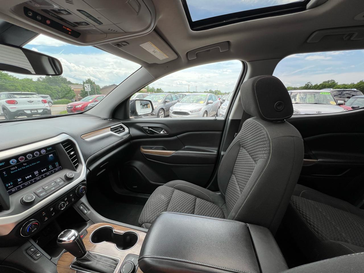 GMC Acadia SLE-2 FWD 2017